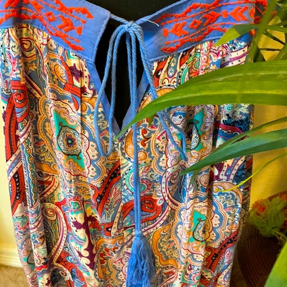 Tunic Top Ties -N- the  back size L - Picture 4 of 10